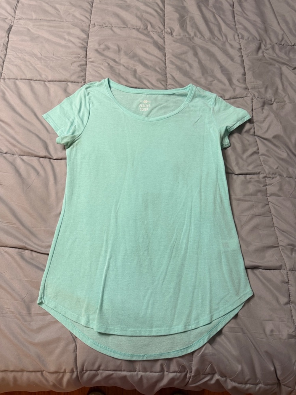 SO Mint Scoop Neck Short Sleeve Tee